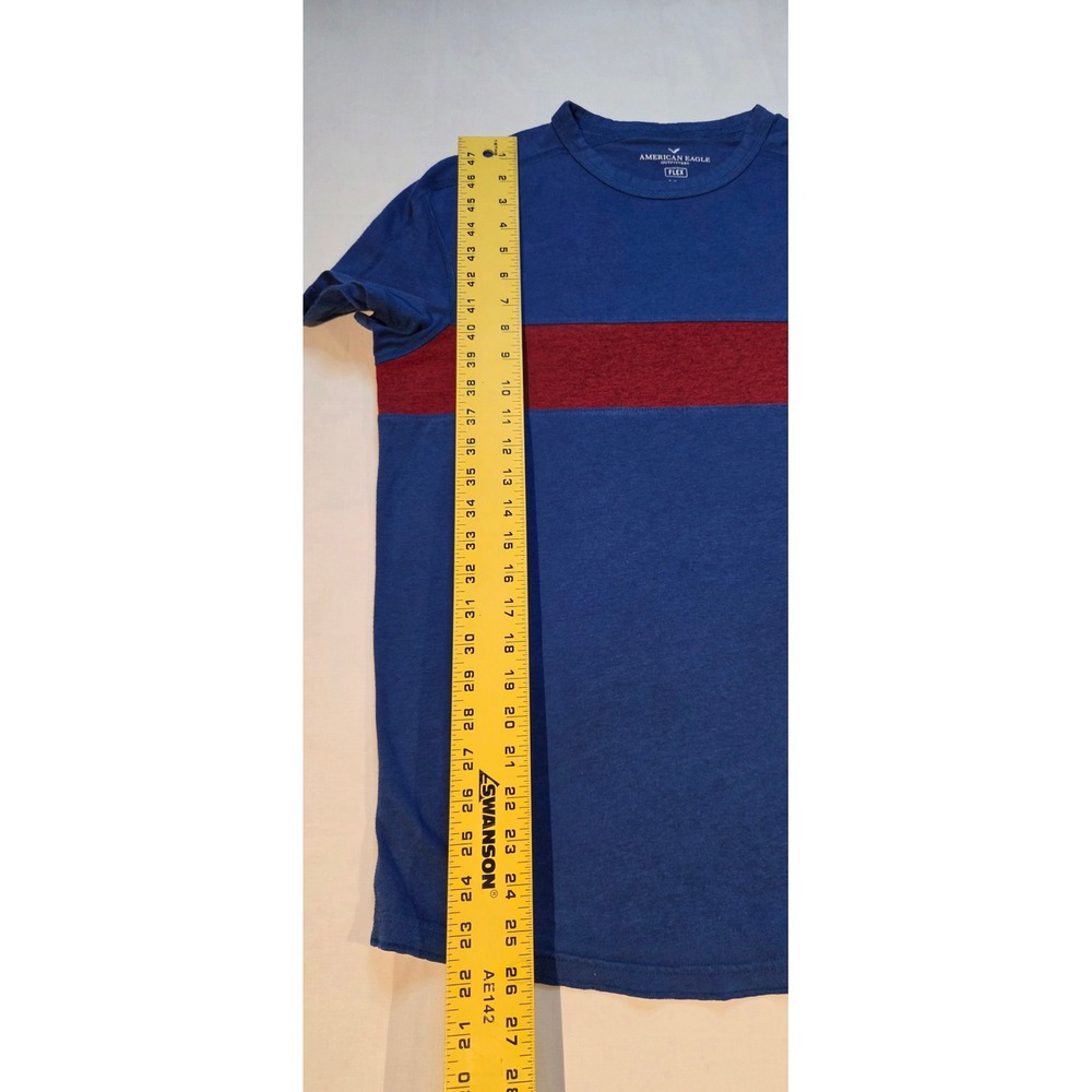 American Eagle Flex T-Shirt Mens Small Blue Maroon Stripe Classic Fit Crewneck - Picture 3 of 6